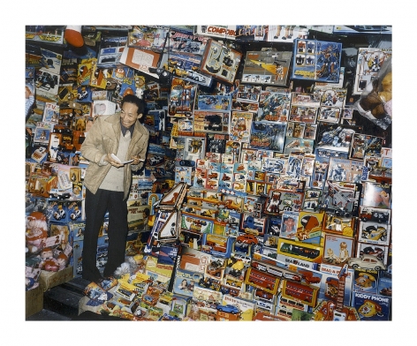 Leo Rubinfien- A Toy Seller, Hong Kong